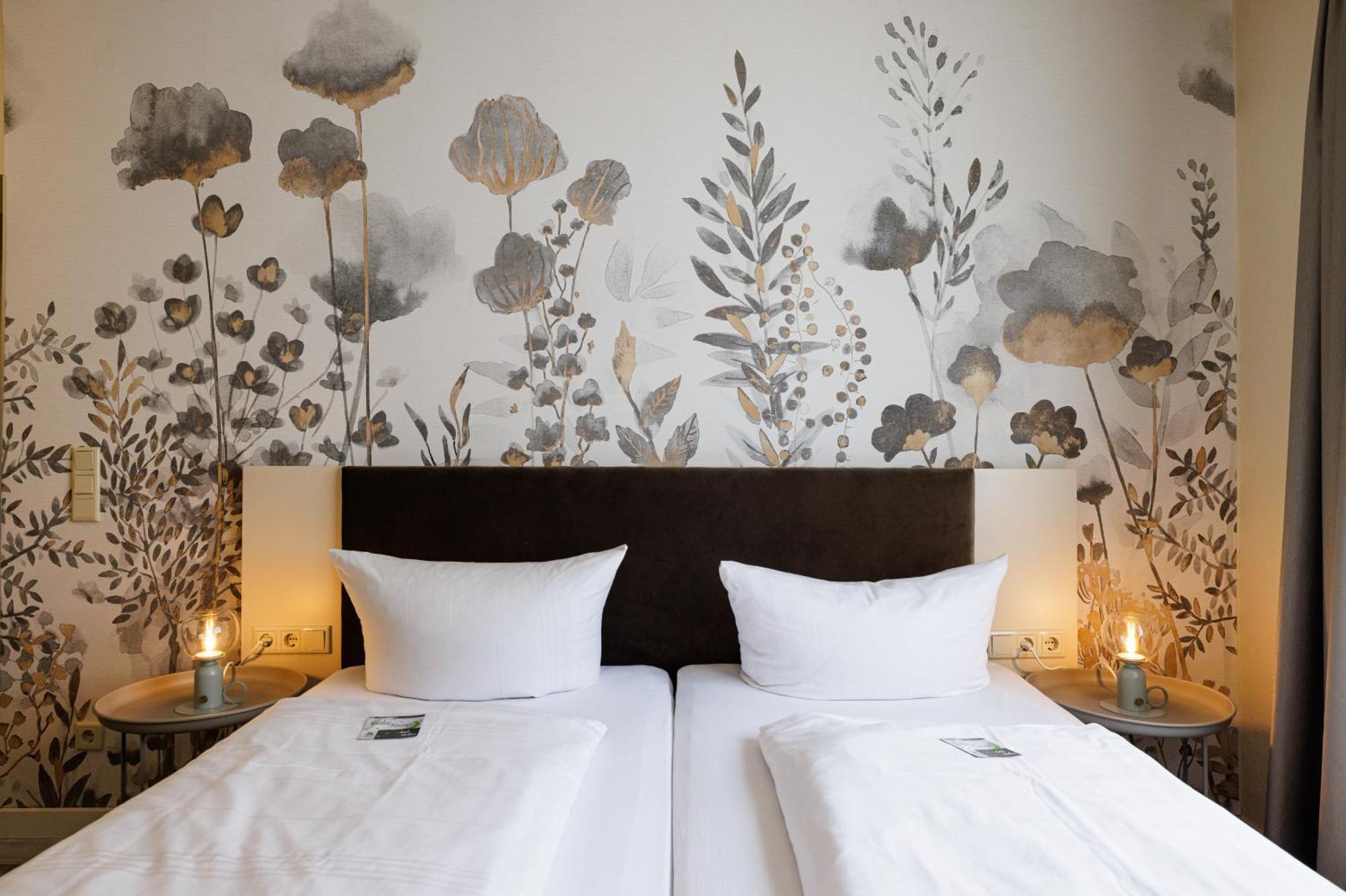 Flair Hotel Zum Storchen Bad Windsheim Luaran gambar